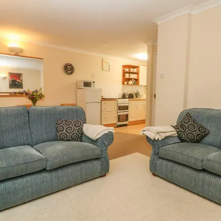 度假居 10 Pear Tree Court *