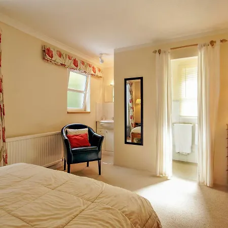 度假居 10 Pear Tree Court *
